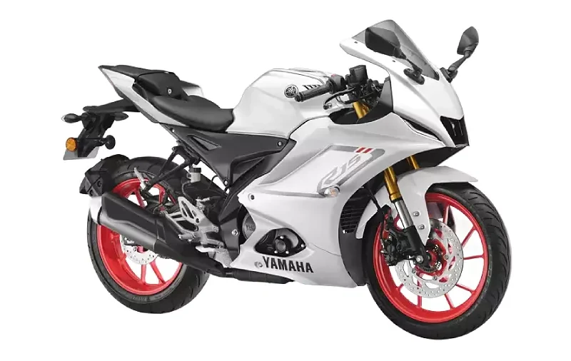 Yamaha R15 V4